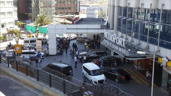 Bahçelievler Metroport’ta silah sesleri