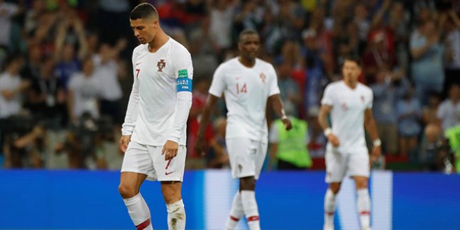 Ronaldo veda etti, Uruguay çeyrek finale yükseldi