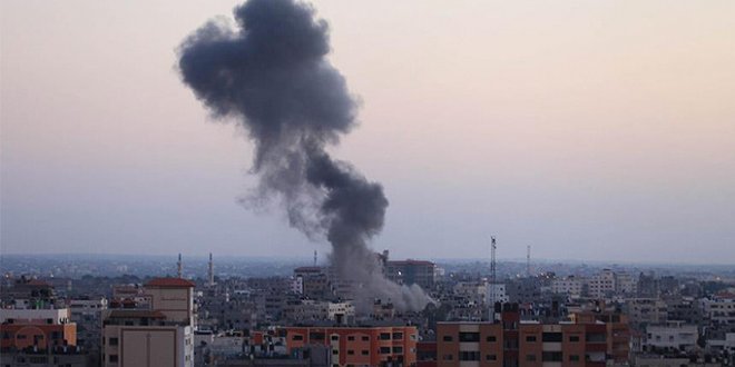 Suriye'de Esed rejiminin hava saldırıları devam ediyor