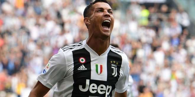 Ronaldo Juventus'taki ilk golünü attı