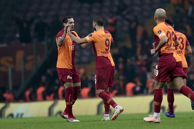 Galatasaray, Sivasspor'u farklı yendi